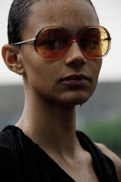 Look 3